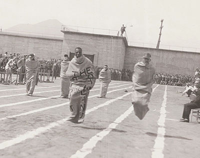 Sack-Race-LO